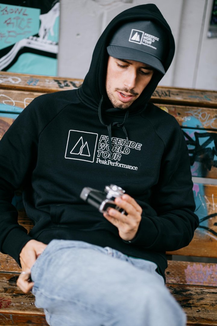 FWT24 Black Hoodie Men