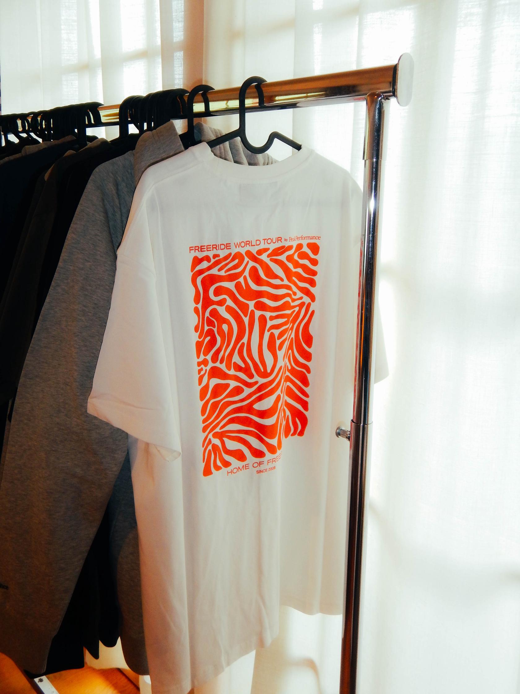 FWT ART TEE – Freeride World Tour