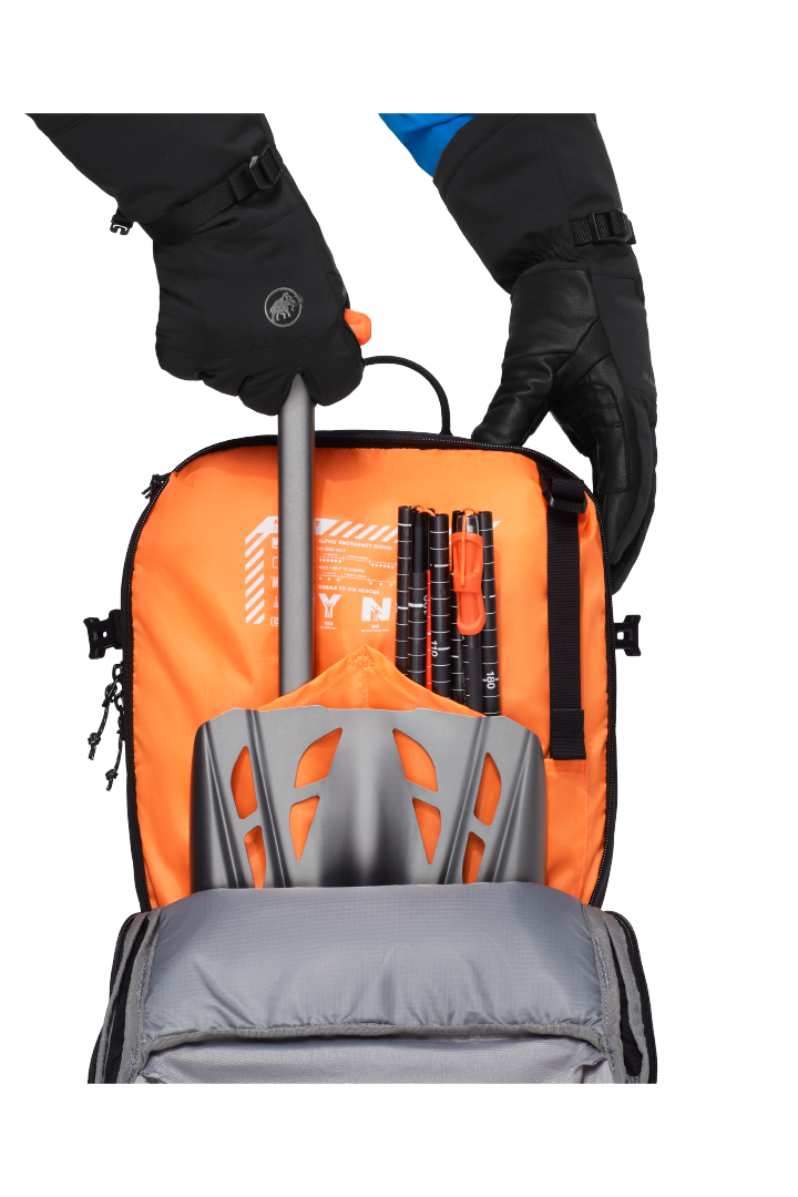FWT25 x Mammut Black Backpack Nirvana 22L